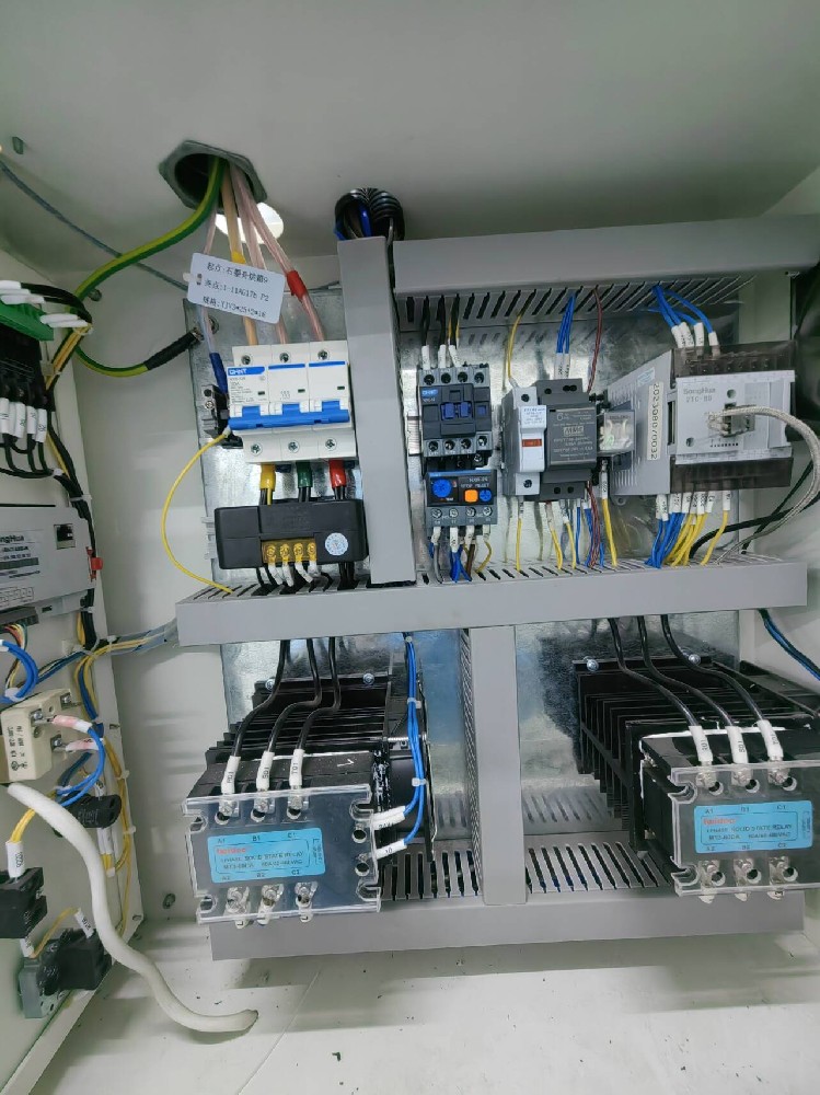 固态继电器与电力调整器区别？