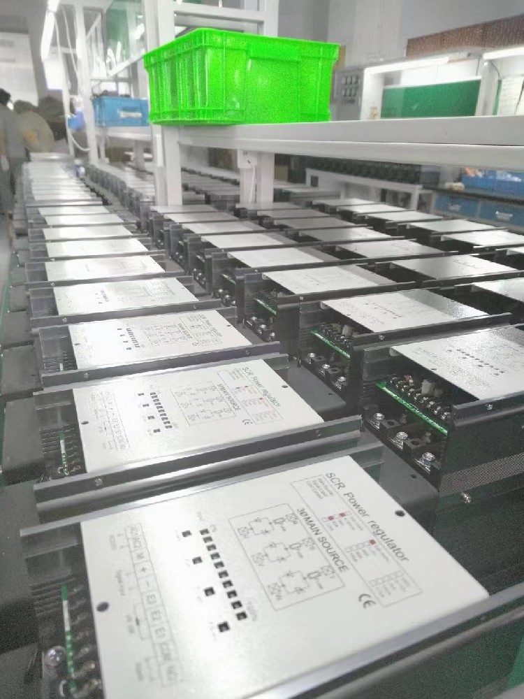 电力调整器若何进行日常守护？守护周期是多久？有哪些易损部件必要定期更换？