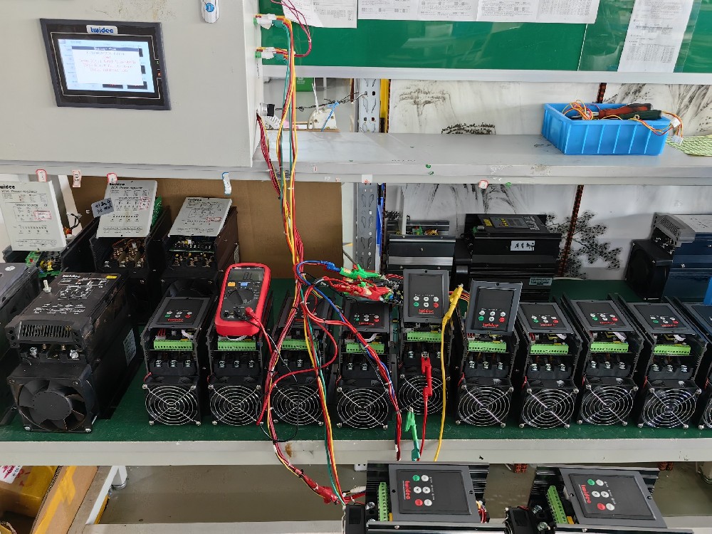 在构筑能源治理领域，电力调整器怎么共同智能照明系统实现最大化节能？